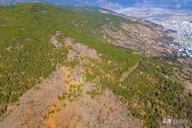 在大理洱源县惊现火山地貌?人迹罕至,跟新疆魔鬼城有得一拼