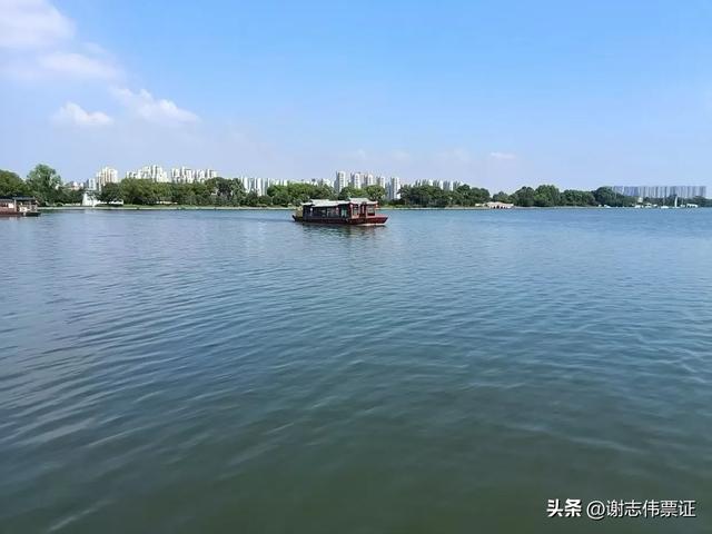 乘览车游览石湖