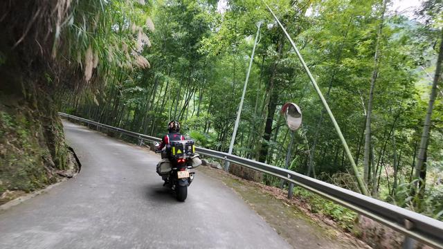 皖浙摩旅二人转——谷丰村篇
