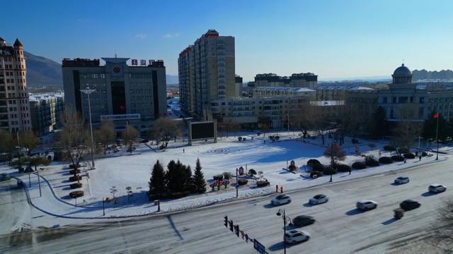 东宁冬深再飞雪 边城素裹映诗情