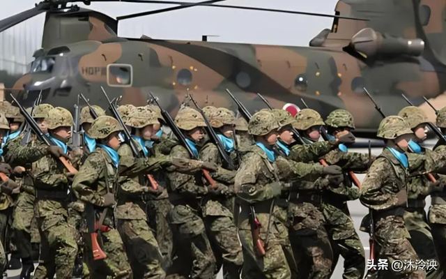 出大事了	，轰炸机直逼东京，日本投票结果出来了，或迎首个核武器