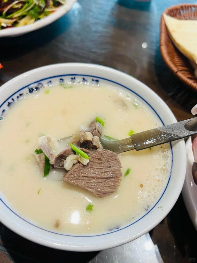 挤景点？太常规！本地人带你开启山东16城土著副本！