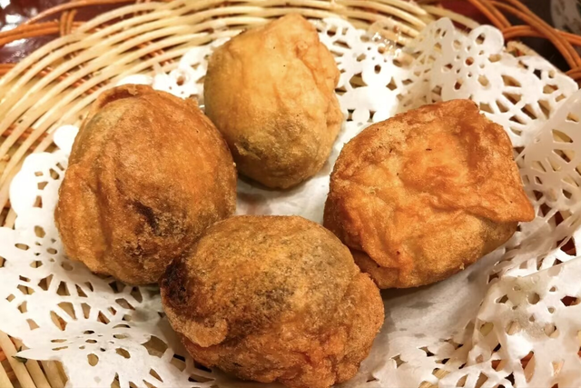 在这座太湖畔的浙北小城，我能不重样的吃上一整天