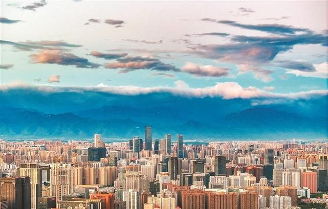 晴空白云 绘就绝美“西安蓝”
