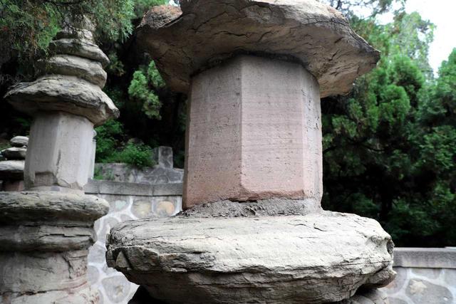 卦山天宁寺塔林——交城