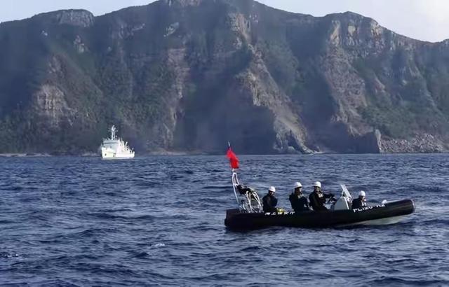 日本船只夜袭钓鱼岛，双方架炮对峙3小时后，中方再次通告联合国