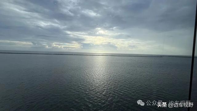 荣耀号航海记：五日夜的蓝海漫游