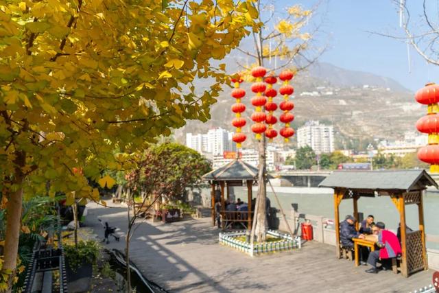 看！我就说汶川的冬天超好玩吧