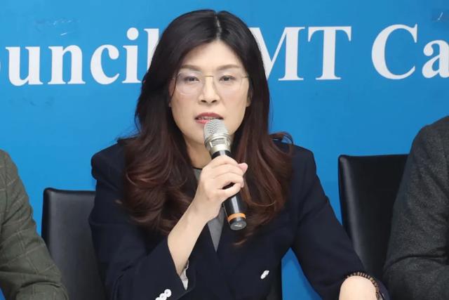 眼看赖清德无可奈何	，美国摊牌，向郑丽文施压，俄罗斯表态亮了