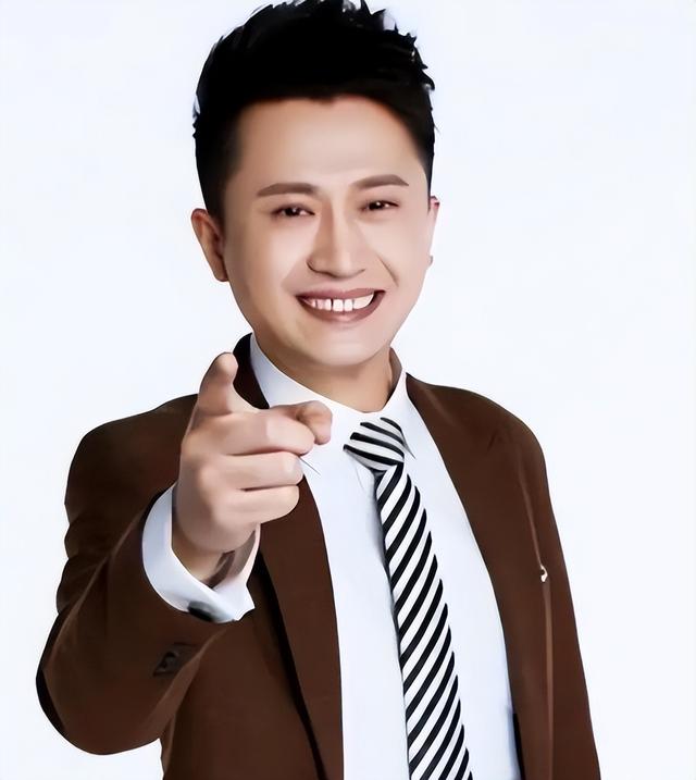 张蕾担心的事发生，杨帆患绝症传闻真相大白，白岩松一个字没说错