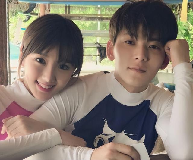 与陈晓闪婚领证传闻真相大白1个多月，毛晓彤近况曝出，并不意外