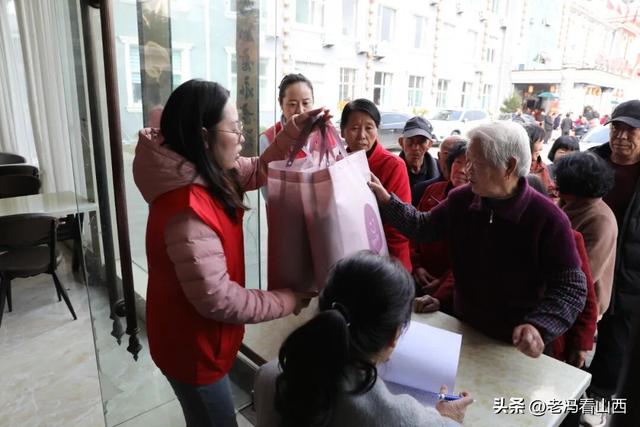长治上党振兴小镇举办第十四届重阳文化旅游节系列活动！