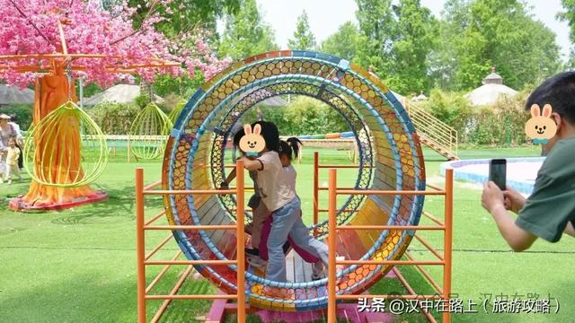 天气凉了就去这！汉中欢乐拾光亲子乐园嗨玩一天不重样！