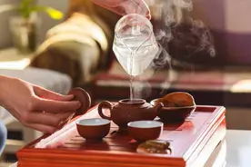 为什么喝热茶体温有所下降图片