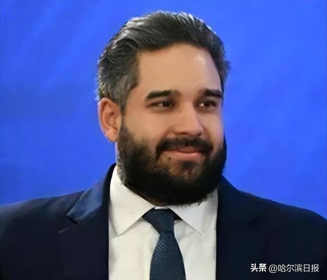 被强行控制一周后	，马杜罗狱中发声：一切都好，我们是战士；委内瑞拉代总统宣誓将解救马杜罗