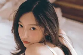 45岁男人事业有成背叛婚姻，和情人在外有家，妻子的做法大快人心图片