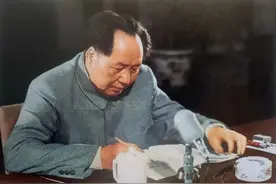 教员的“枪杆子”与“笔杆子”图片