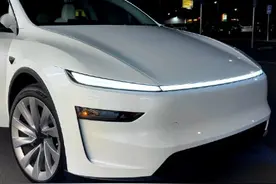 特斯拉最便宜车型Model 2实车首曝！图片