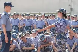 女生想考军校，就重点关注这几所！招生人数多，其中两所超百人图片