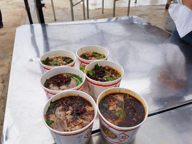 秋日凉都迎客至 帐篷美食引潮来 | 六盘水“加多宝·烙享凉都·帐篷季”首站活动盛大开启