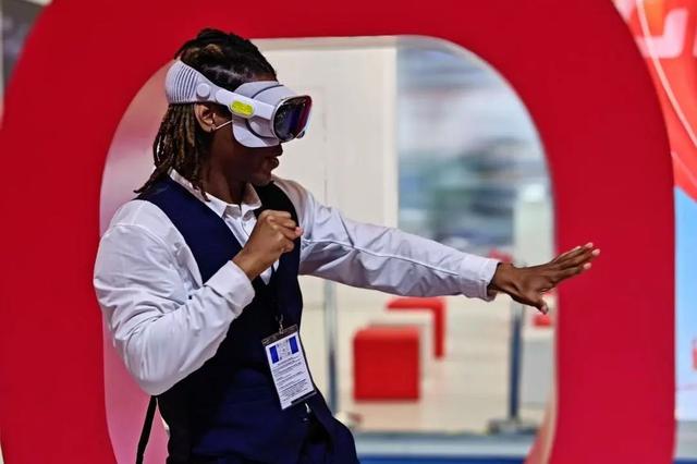 最酷的XR体验在ChinaJoy，AStation引领户外大空间全新体验
