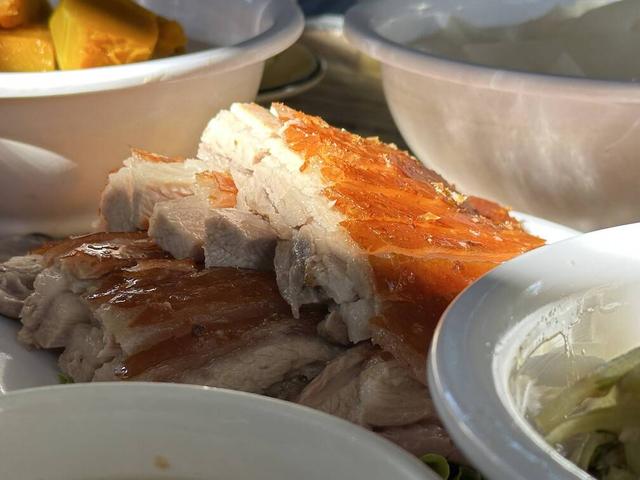 【外眼看云南】美食与乡村新景：缅甸顶流博主夫妇的陇川惊喜之旅