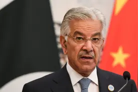 不买歼35了？巴防长改口称宣传而已，得知消息，印度媒体松了口气图片