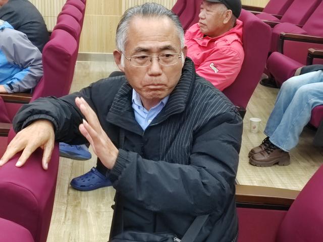 杨斌讲授《大理石画屏的形成与文化发展》