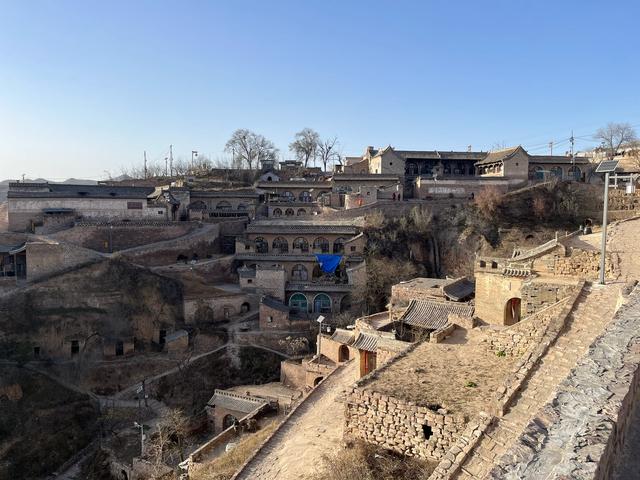 山西全境自驾游第一天:汾酒风景区、李家山村