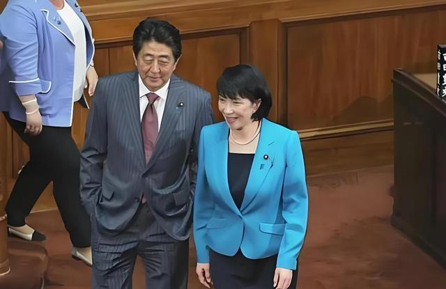 中方发出战争警告后，高市被要求道歉并辞职，日高官急忙访华求情