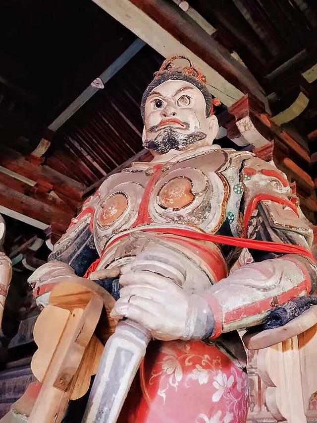 山西彩塑巡游，独一无二的孤品彩绘佛像，只有在山西还能看到