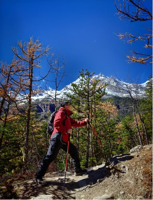 雨崩，一个让人语崩的地方（二）冰湖，上帝的最后一滴眼泪