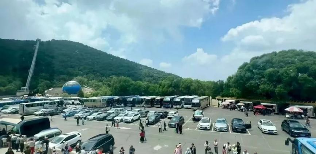 走进太行溶洞18℃的夏天