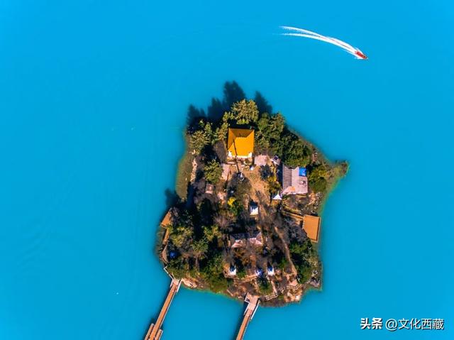 西藏这里，承包中国颜值最高的夏天！收下这份超详细游玩攻略，8、9月出发正好！