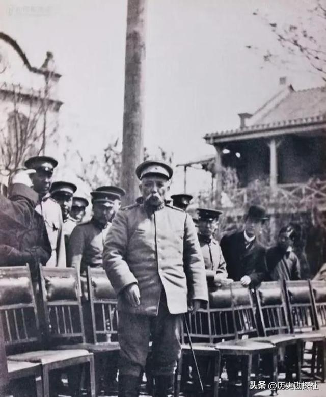 这是袁世凯五姨太的真实样貌，头发稀疏并不貌美，但备受宠爱