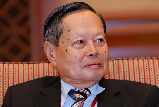 杨振宁去世才2天，令人恶心的一幕出现了，杨振宁助理曾辟谣
