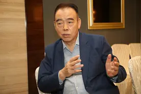 陈凯歌：我也不知张颂文魏大勋会火 ，《志愿军》选角以合适为准图片
