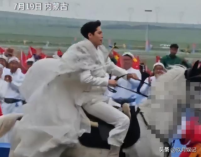 “开除军籍，全家移民，骗财骗色”，蒋大为的标签哪个才是真？