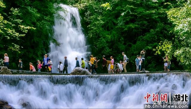 湖北恩施：秘境山水间，一程一世界