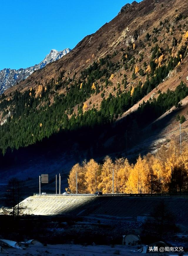 #阿坝头条#理小路，有人称之为川西的独库公路