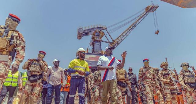 国运真的来了！30亿吨铁矿重见天日，美媒：中国将开始掌控局面