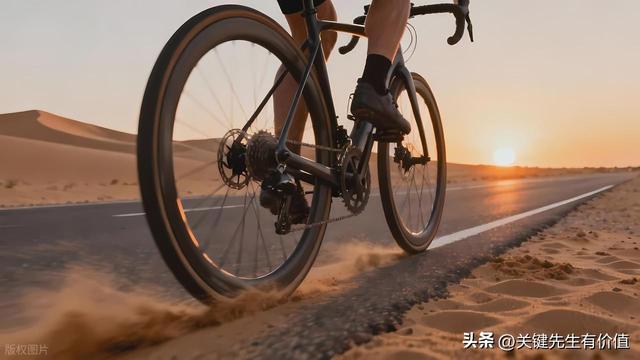 骑行运动爆火？这届年轻人为何疯狂爱上"两轮生活"