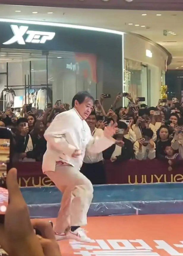 人民日报怒批，一拳就被KO的武学大师马保国，如今口碑又迎反转