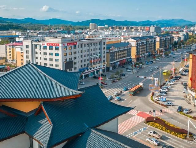 乘着高铁游江源 | 沈白高铁赴江源区餐饮、住宿、商超、景区景点公交路线指南