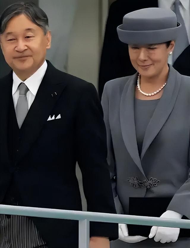 日本天皇亲自出山	，对中国的反击正式开始，高市早苗憋出了一妙计