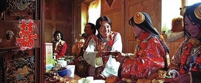 这个一妻多夫制的民族，晚上怎么过？女人直言：没有幸福可言