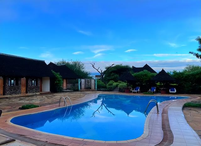 从9万到10万！肯尼亚凭啥成春节新顶流？三大原因让游客说走就走