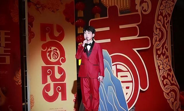 11岁男孩王志梁去世！父亲抱回家不放手，死亡真相曝光，众人惋惜