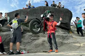 徒步深圳十峰：梧桐山！图片