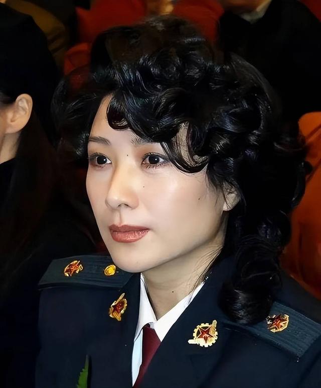 权色交易、陪睡上位，她压根不沾边	，简直是娱乐圈的一股“清流	”